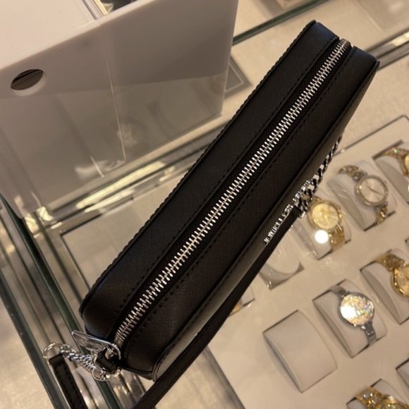 Michael Kors Jet Set Item Large East West Zip Crossbody Leather Black - Picture 7 of 16